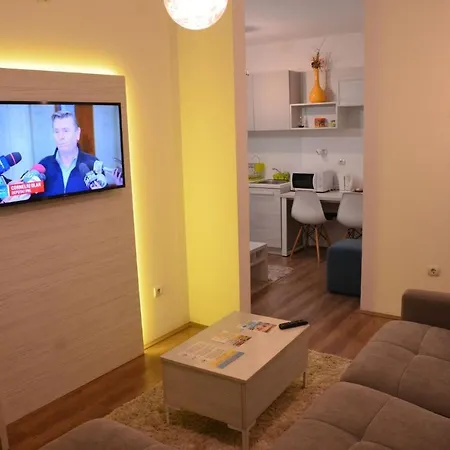 Lux Apartmani Kladovo Exterior photo